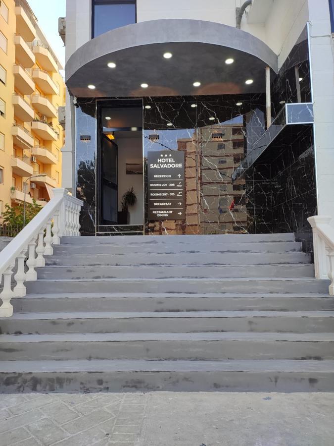 Hotel Salvadore Vlore Bagian luar foto