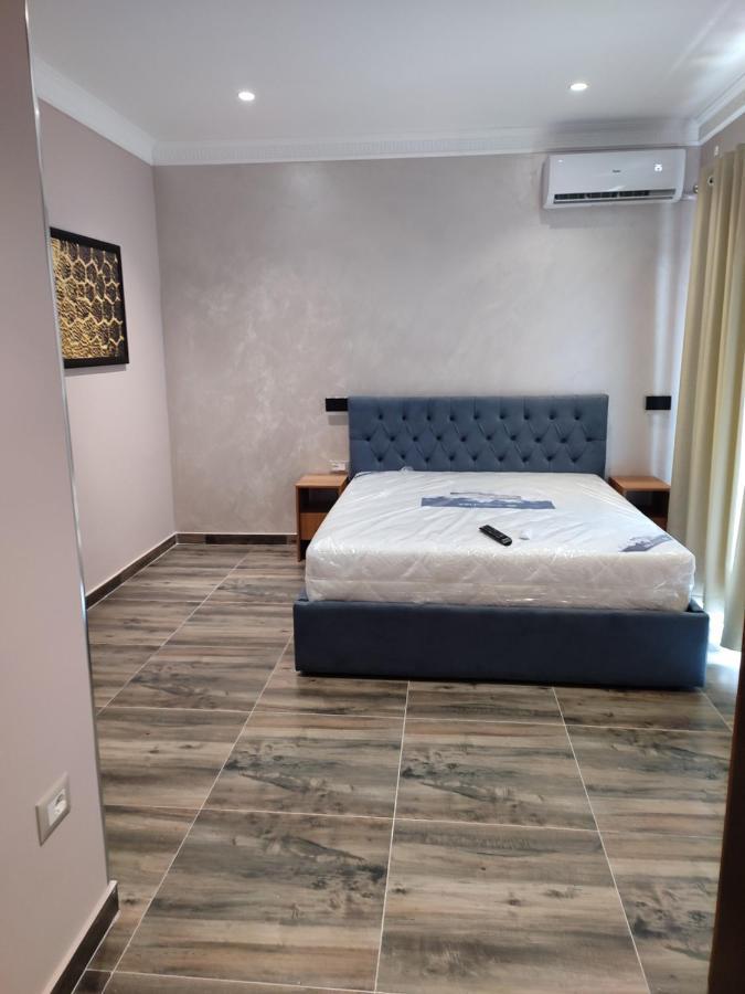 Hotel Salvadore Vlore Ruang foto